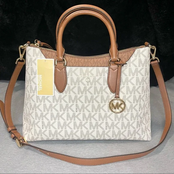 Michael Kors Austen Vanilla/Lugg MD Satchel!